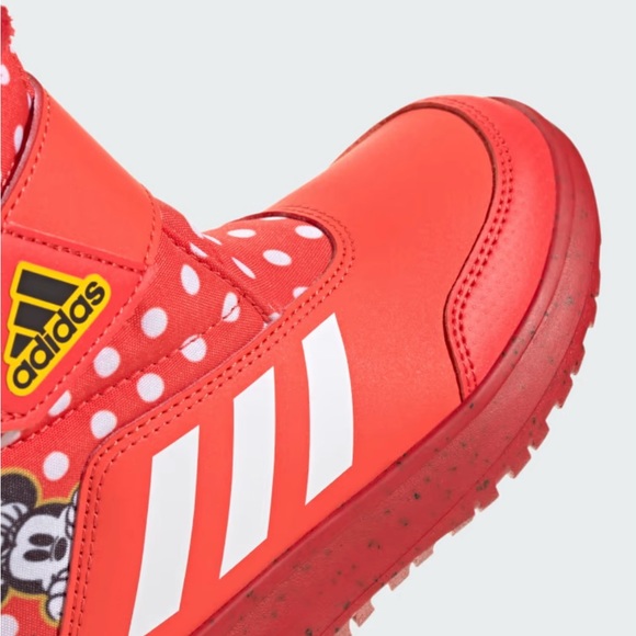 ⛄️ NWT. Adidas Winter Play X Disney Boots. Kids size 2. - Picture 7 of 9